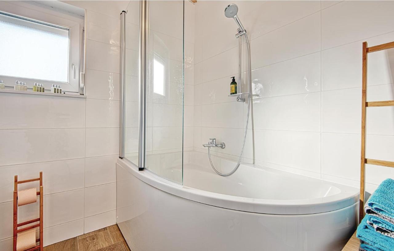8 Bedroom Lovely Home In Durdevac Thurdevac Exterior photo